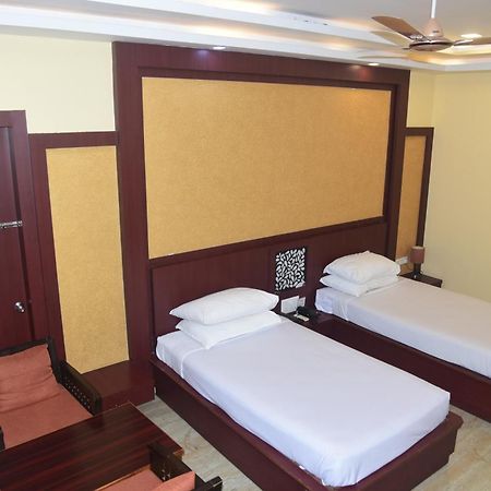 Indo Hokke Hotel Rádzsgír Kültér fotó