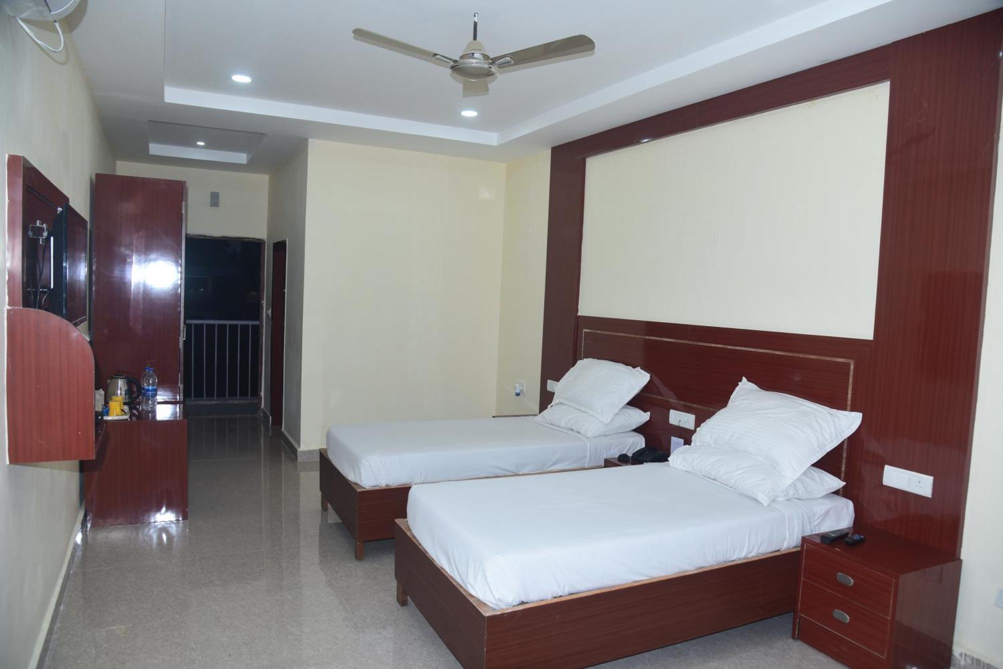 Indo Hokke Hotel Rádzsgír Kültér fotó
